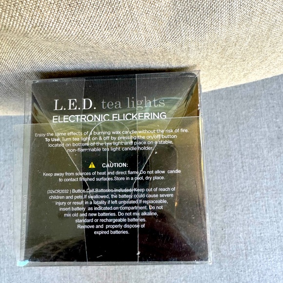 L.E.D. Tea Lights Electronic Flickering - Picture 3 of 3